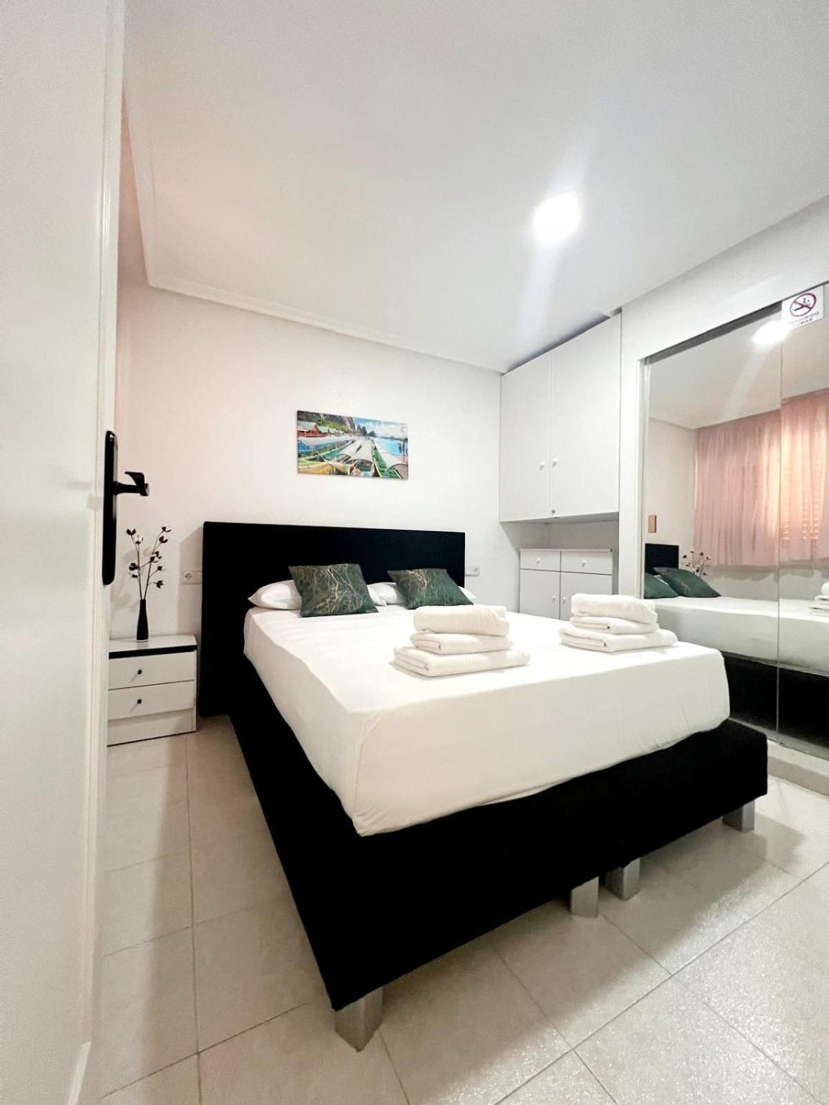 Holiday Apartment Torrevieja Exterior photo